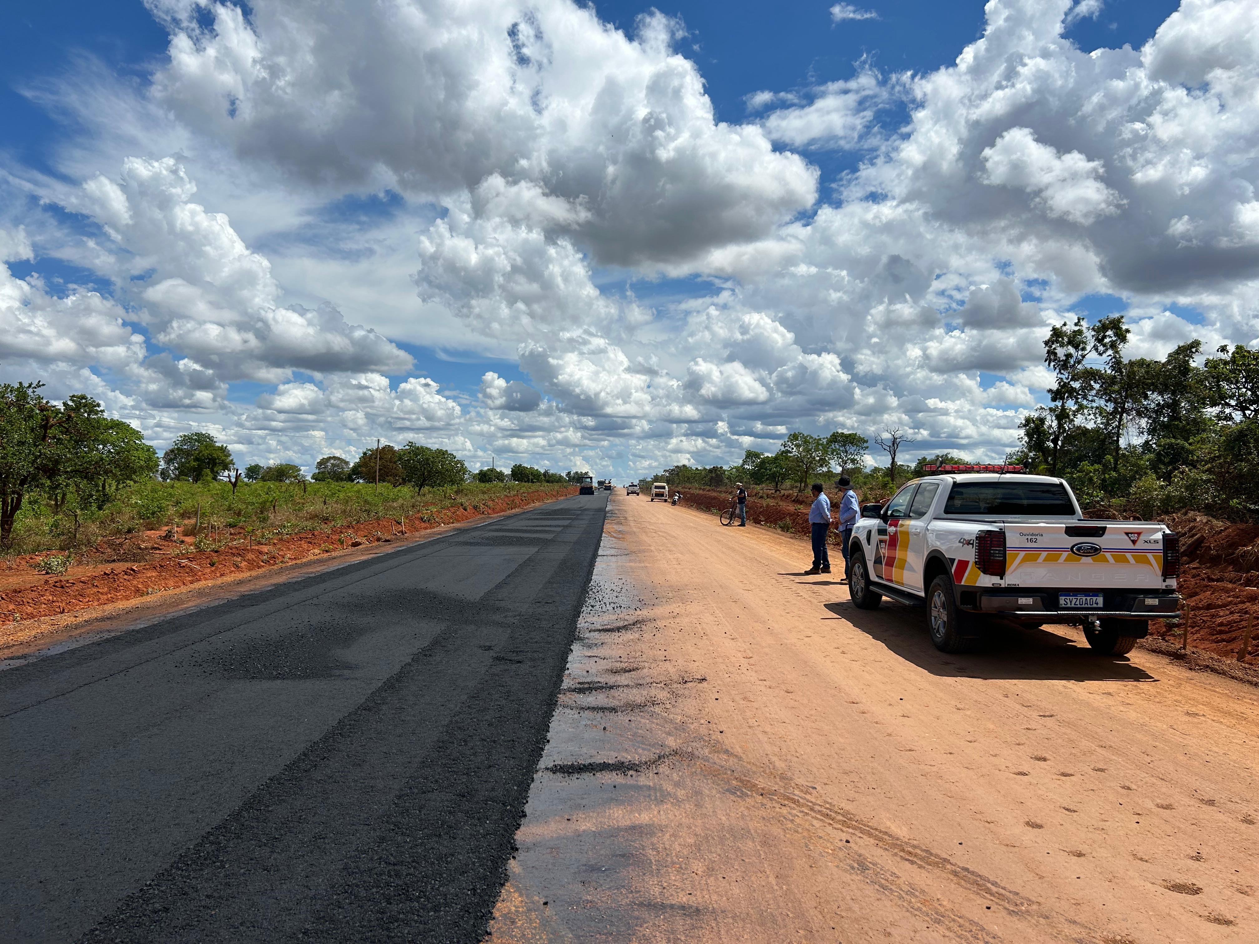 mg 415 morada nova pavimentacao foto divulgacao der mg 1