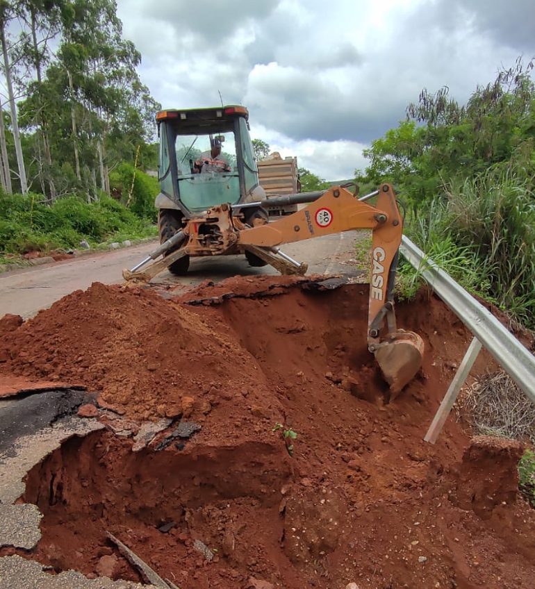 LMG 614 foto divulação der mg durante 1