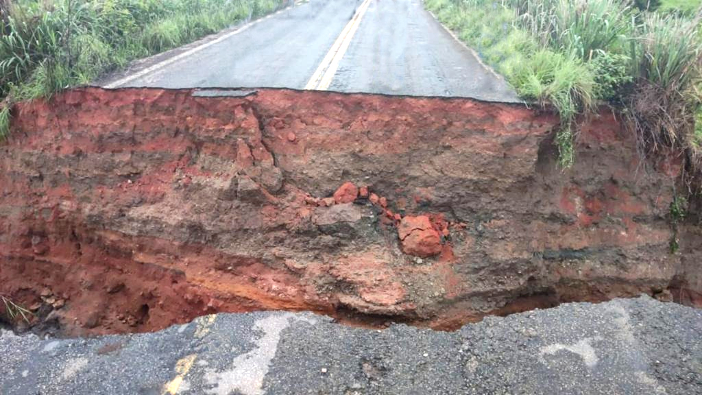 lmg 642 antes foto divulgacao der mg 4