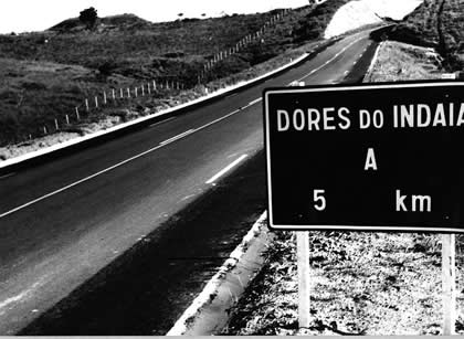 Estrada à Dores do Indaiá na Década de 70 Estrada à Dores do Indaiá na Década de 70
